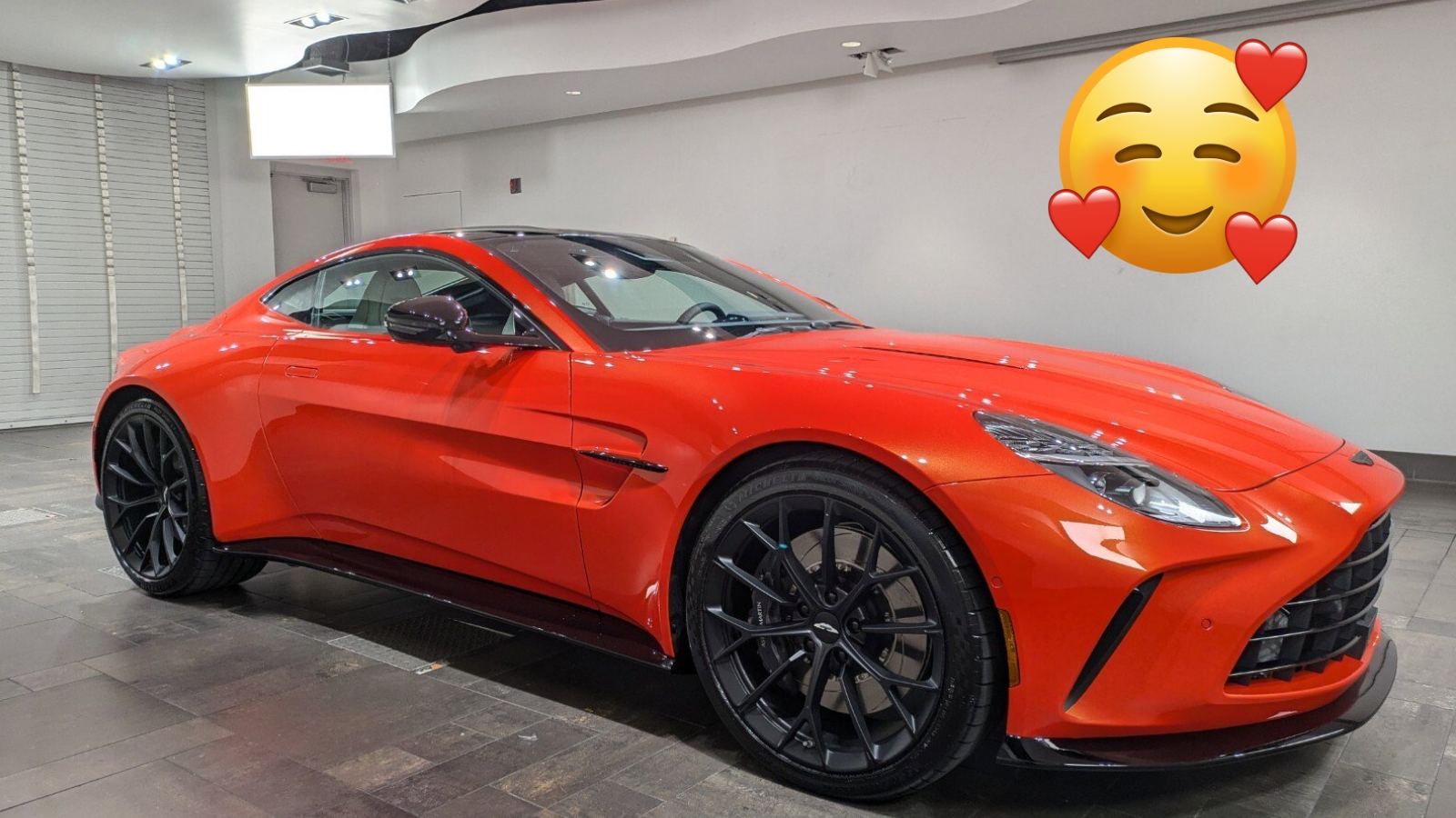 Aston Martin Vantage S